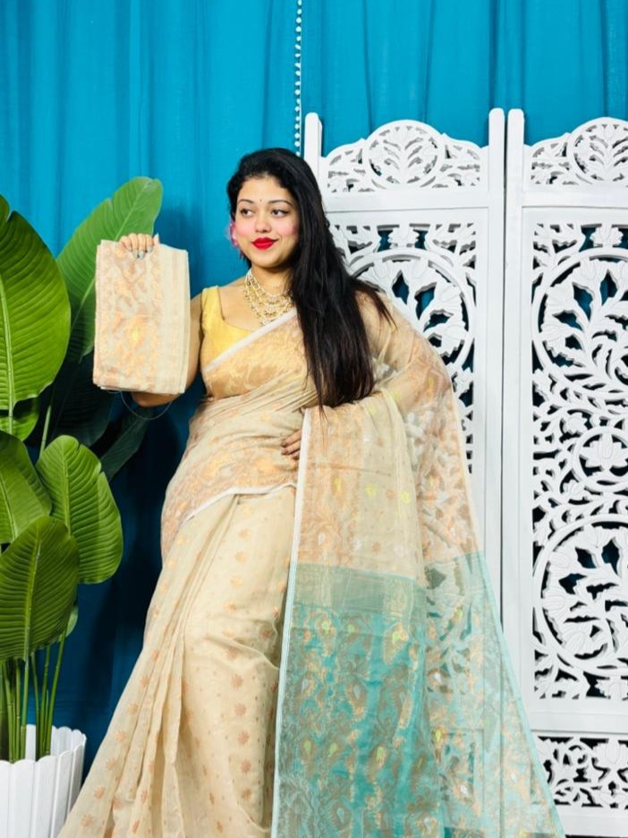 Light Cream Soft Golden Buti Jamdani Sari With Blouse Piece