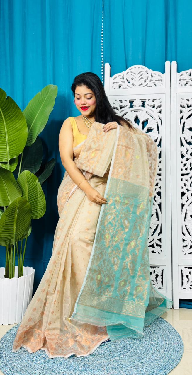 Light Cream Soft Golden Buti Jamdani Sari With Blouse Piece