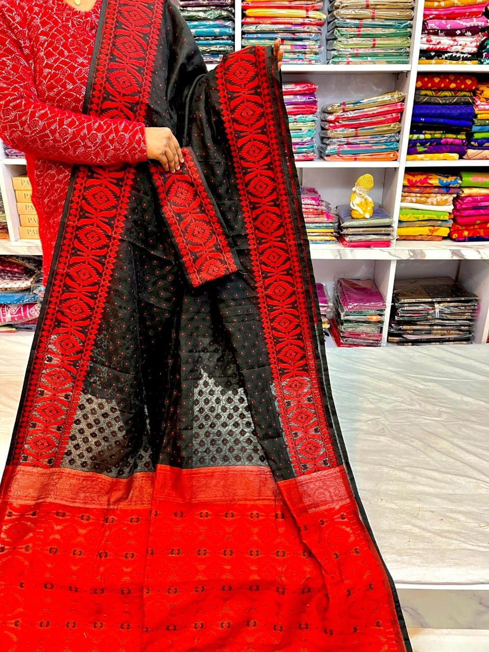 Barfi Soft Dhakai Jamdani Sari with Blouse Piece - Black