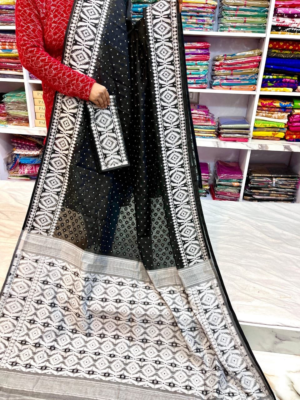 Barfi Soft Dhakai Jamdani Sari with Blouse Piece - Black