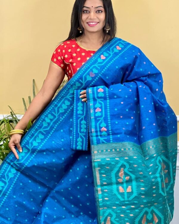 Buti Soft Dhakai Jamdani Saree with Blouse Piece - Blue