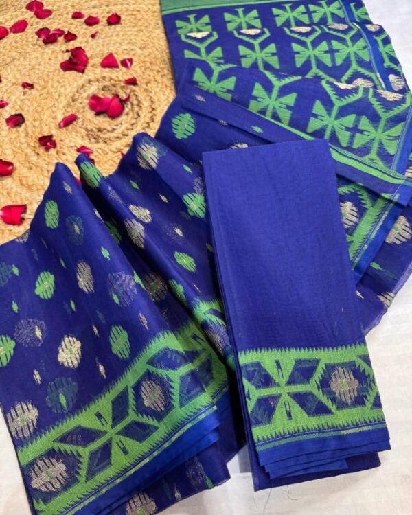 Barfi Buti Soft Dhakai Jamdani Sari with Blouse Piece - Blue