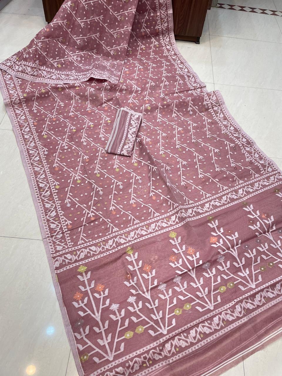 Shiuli Dhakai Jamdani Sari with Blouse Piece - Copper Rose