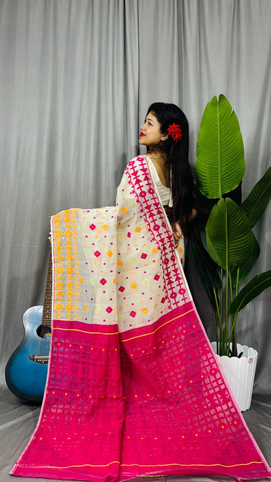 Cream Soft Ganga Jamuna Jamdani Sari With Blouse Piece - Image 3