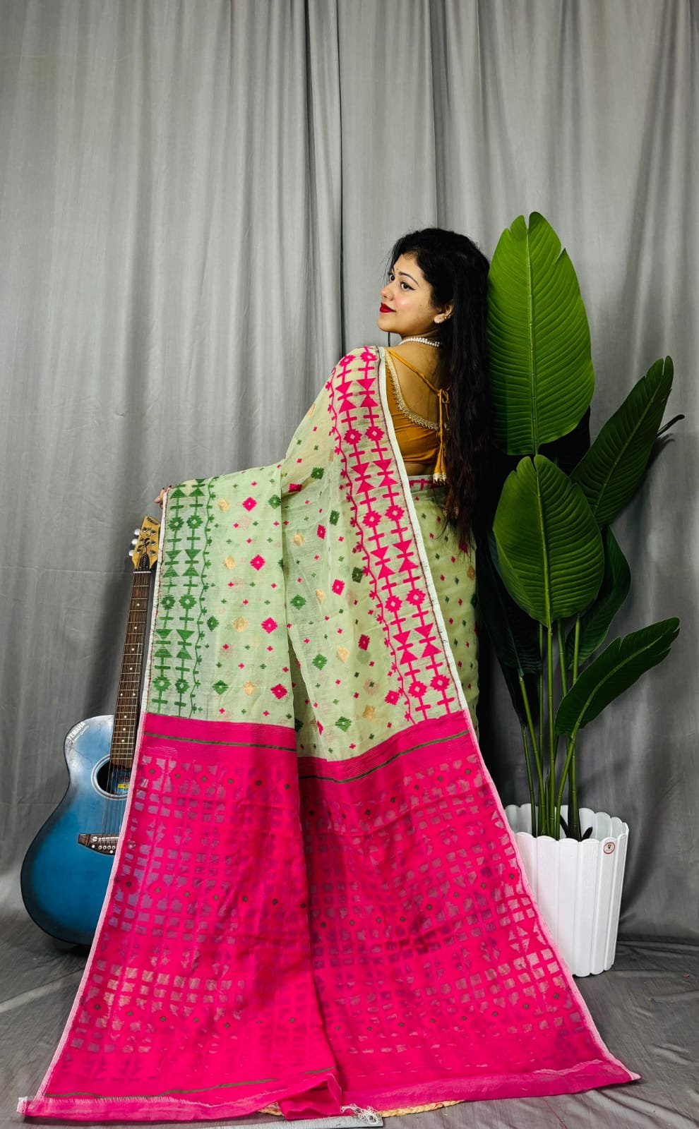 Cream Soft Ganga Jamuna Jamdani Sari With Blouse Piece - Image 2