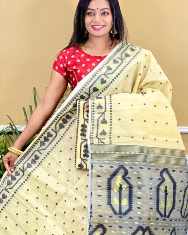 Buti Soft Dhakai Jamdani Saree with Blouse Piece - Deep Cream