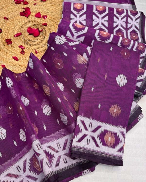 Barfi Buti Soft Dhakai Jamdani Sari with Blouse Piece - Grape