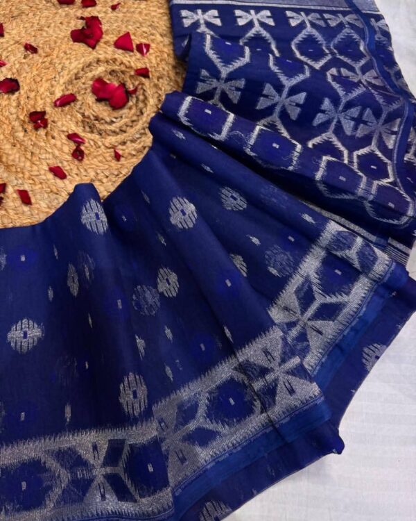 Barfi Buti Soft Dhakai Jamdani Sari with Blouse Piece - Navy Blue