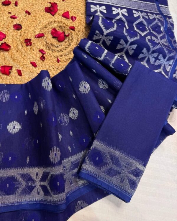 Barfi Buti Soft Dhakai Jamdani Sari with Blouse Piece - Navy Blue