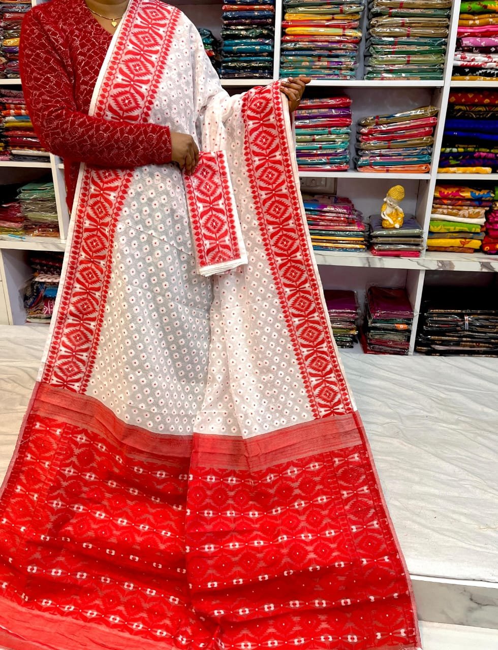 Barfi Soft Dhakai Jamdani Sari with Blouse Piece - Off White