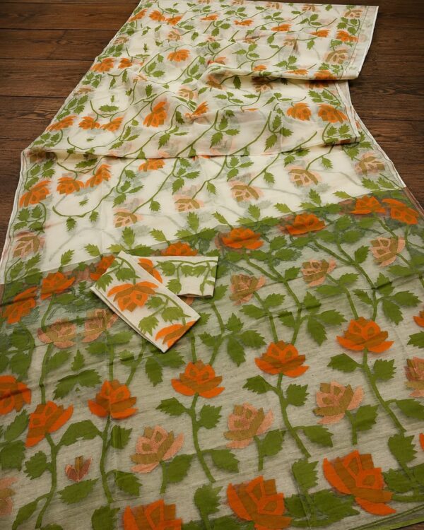 Water Lily Soft Dhakai Jamdani Saree with Blouse Piece - Off White