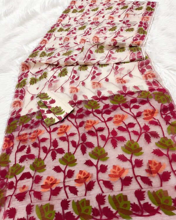 Water Lily Soft Dhakai Jamdani Saree with Blouse Piece - Off White