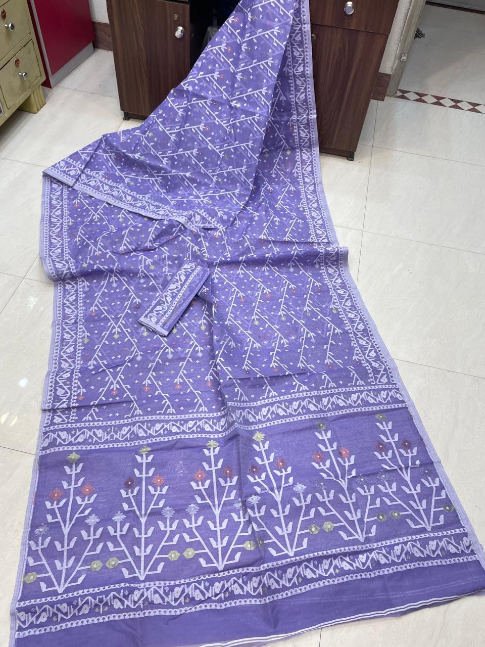 Shiuli Dhakai Jamdani Sari with Blouse Piece - Purple Blue - Image 2