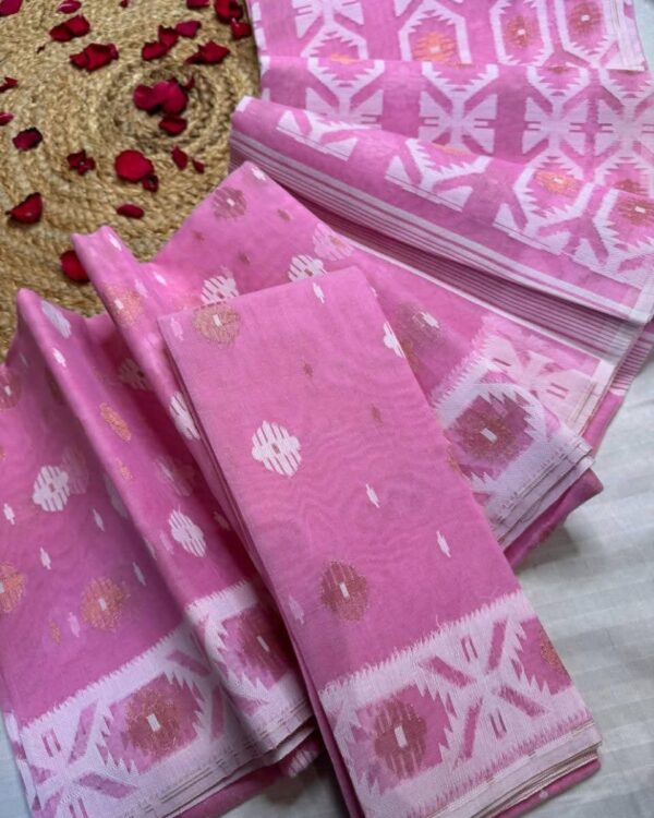 Barfi Buti Soft Dhakai Jamdani Sari with Blouse Piece - Purplish Pink