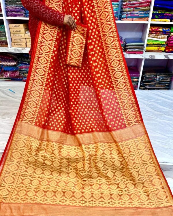 Barfi Soft Dhakai Jamdani Sari with Blouse Piece - Red
