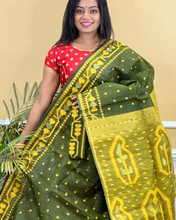 Buti Soft Dhakai Jamdani Saree with Blouse Piece - Rifle Green