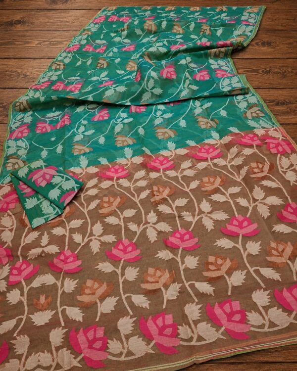 Water Lily Soft Dhakai Jamdani Saree with Blouse Piece - Surfie Green
