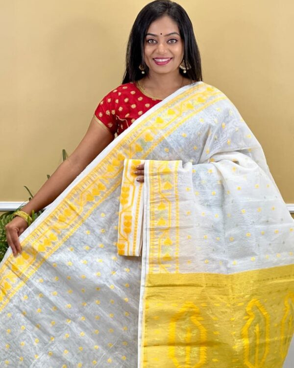 Buti Soft Dhakai Jamdani Saree with Blouse Piece - White